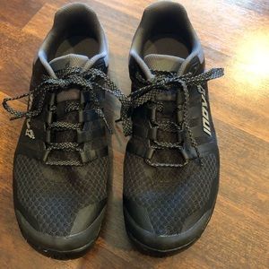 Inov-8 F-Lite 235 V2 Size 9 (Run big)